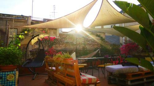 Hostal Kaleidos Guest House