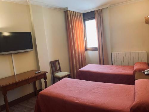 Hotel Rivera Del Duero