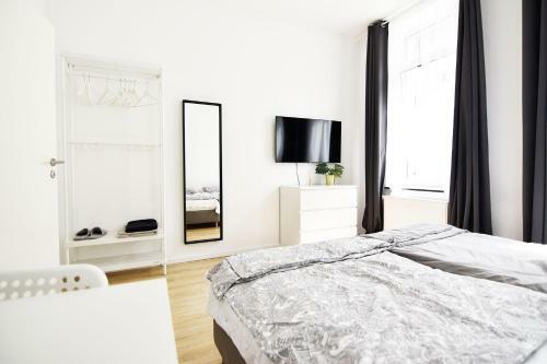 City Apartment K�ln, Messenah