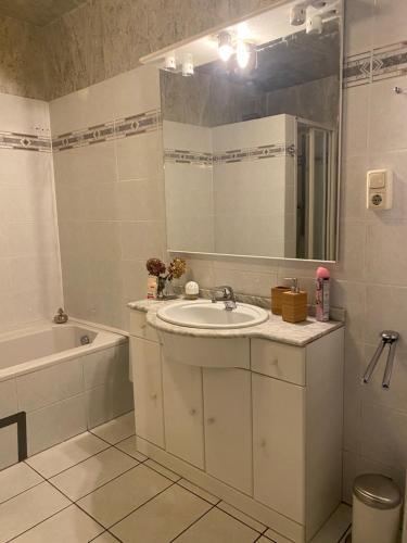 Apartamento Goldfinger Party Wg.1