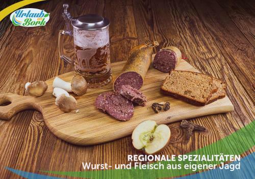 Jagd-angler-holzhaus-im-wald-am-see