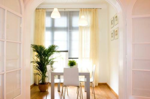 Feelathome Center Apartments