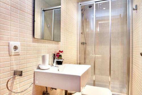 Feelathome Center Apartments