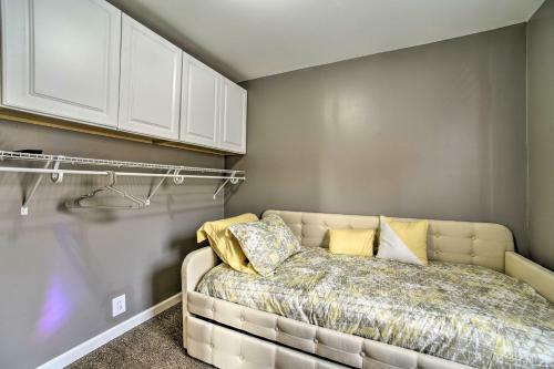 Completely Renovated Escape About 1 Mile To Dtwn!
