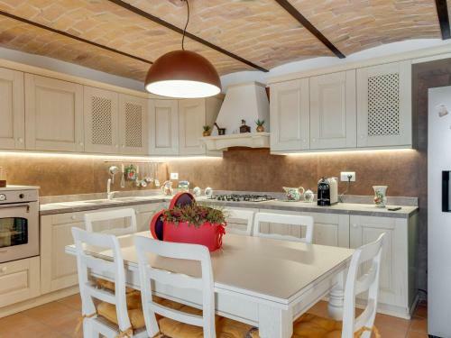 Inviting Villa In Pescara With A Private Swimming Pool