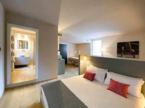 Time To Be Luxury Apartments Centro Storico