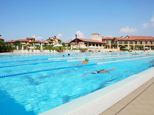 Comfortable Apartment With A Nice Balcony Near Peschiera