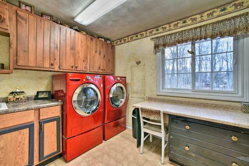 Rustic Haslett Home On 10 Acres About 7 Mi To Msu