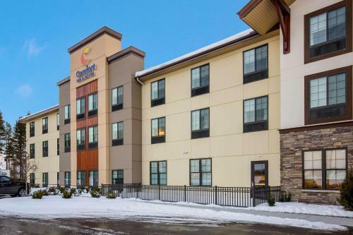 Hotel Comfort Inn & Suites