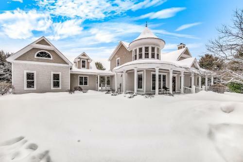 Harbor Springs Holiday