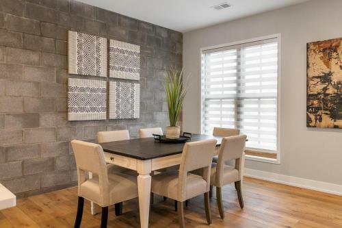 The Evelyn Suite 202