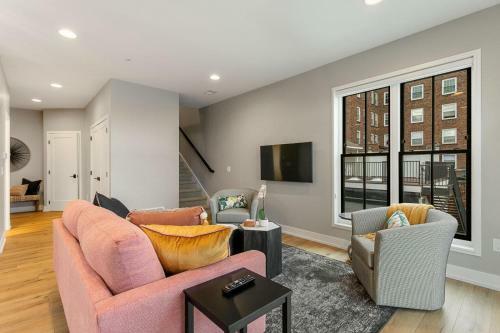 The George Suite 203