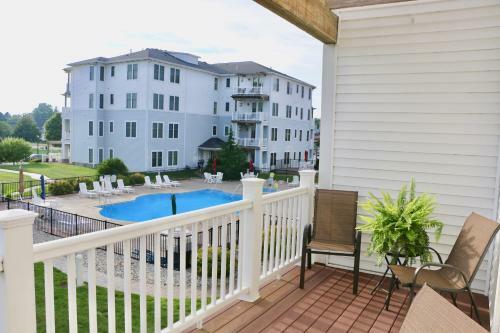 Apartamento Lakeside Escape At One Ludington Place Condominiums