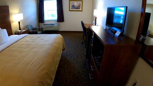 Hotel Quality Inn & Suites