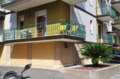 Apartamento Viale Repubblica 329 1