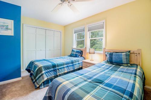 Sunset Serenade & Arbor Abode