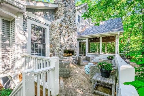 Blue Hill Cottage