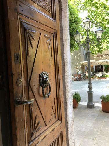 B&B Dimor'�