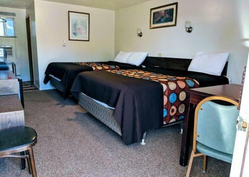 Town Inn Motel