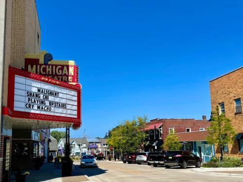 The Roost Of South Haven