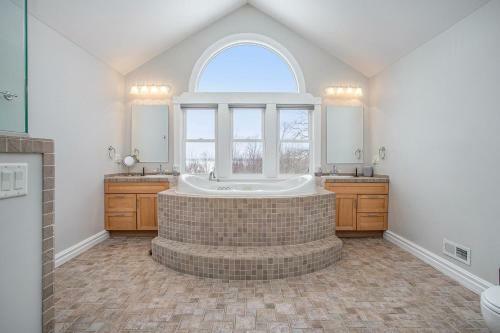 Three Oaks Retreat