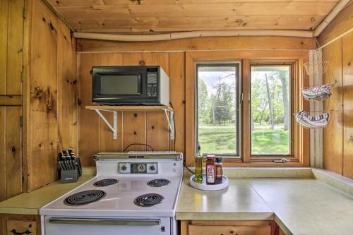 Waterfront Gull Lake Getaway With Dock And Yard!
