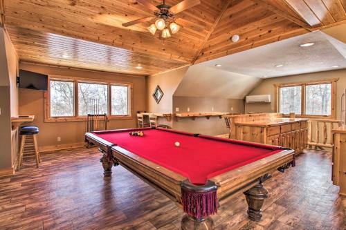 Stunning Crosslake Cabin With Deck And Lake Views!