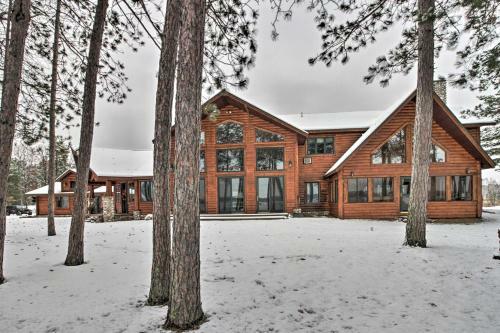 Expansive Ruth Lake Home With Dock, Firepit And Beach!
