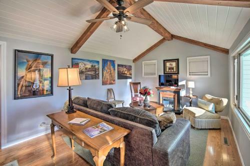 Charming Home With Patio Near Otter Tail River!