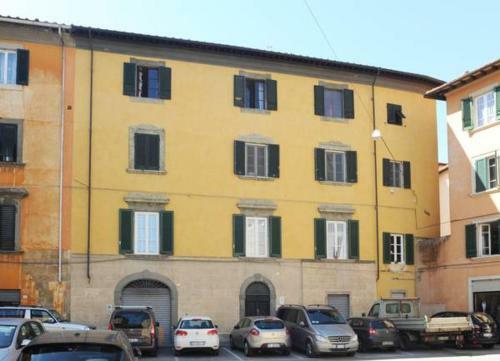 Hostal Almadelena Guest House