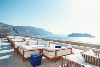 Hotel Blue Palace Resort And Spa