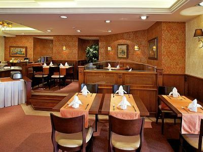 Gold Hotel Buda