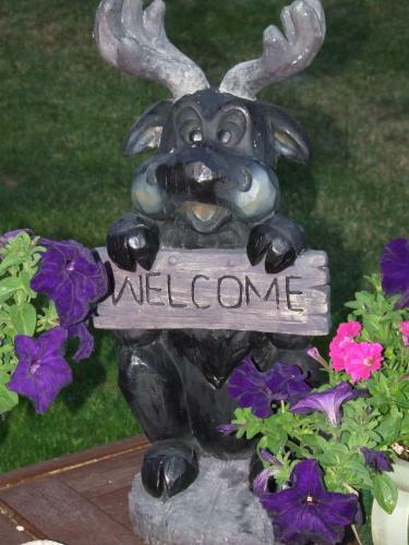 Silvern Lake Trail Bed And Breakfast