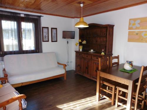 Apartamentos L�era De Baix