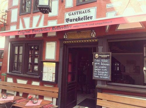 Apartamento Gasthaus Burgkeller