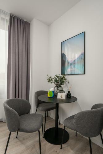 Apartamento Bright: Stylish & Central - Kitchen - Netflix
