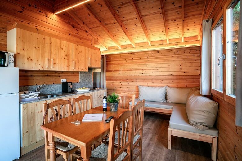 Prades Park Camping & Bungalow
