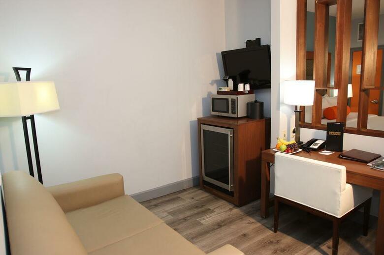 The Blvd Hotel & Spa