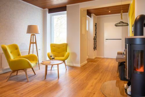 Elli�s Hus