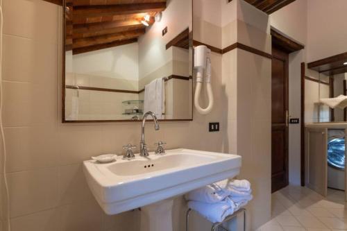 Villa Borgo San Pietro In Polvano (Canonica)