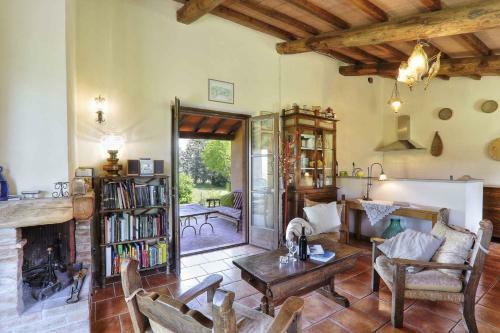 Holiday Home In Pomarance - Toskana 41618