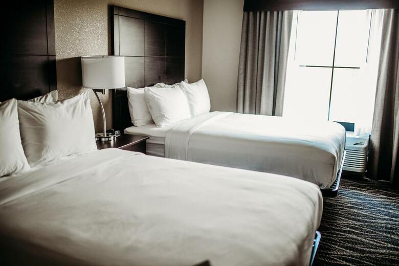 Cobblestone Hotel & Suites International Falls