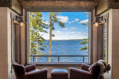 Gull Lakes Finest! Reclaimed Charm And Luxury