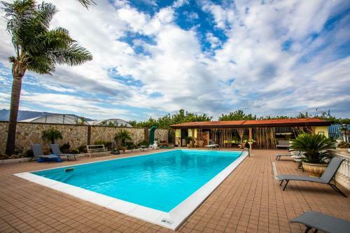 Hostal Villa Aurelia-camera Da Letto E Bagno