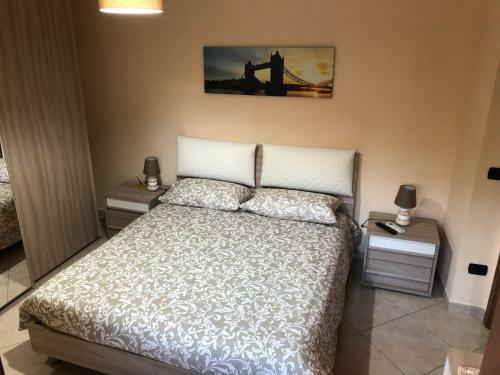 Alexander Home