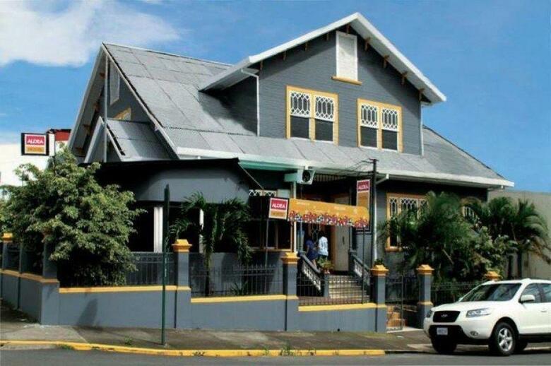 Aldea Hostel