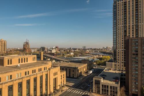Apartamento Frontdesk The Churchill Apts Downtown Minneapolis