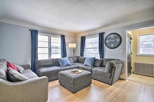 Modern Minneapolis Townhome With Great Location