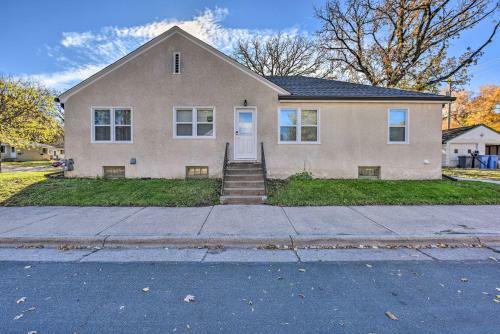 Mpls Duplex With Wifi And Kitchen 5 Mi To Dtwn!