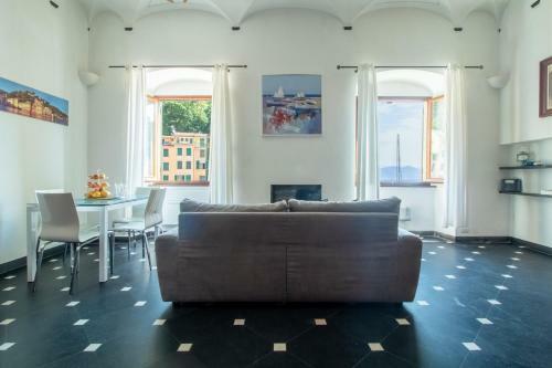 Pearl Apartment
